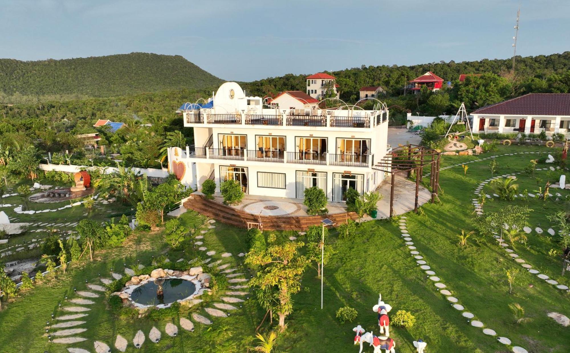 Thmorda Resort Ко-Ронг-Самлоем Екстер'єр фото
